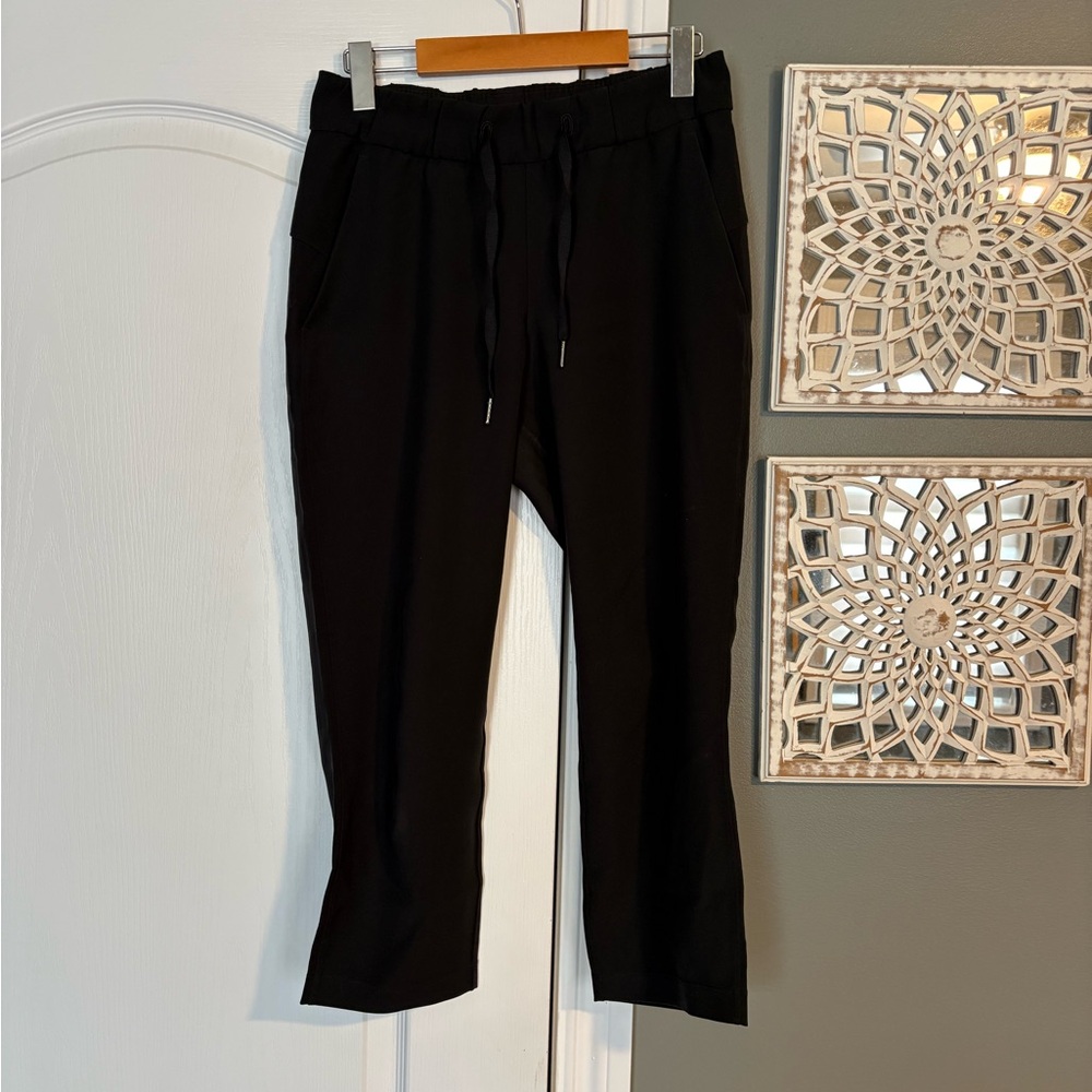 Lululemon On the Fly Joggers - Picture 1 of 7